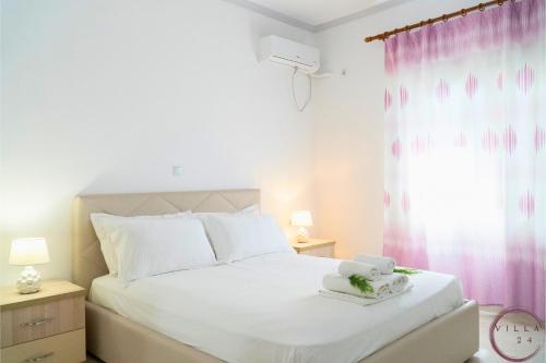 Apartment with Garden View image 2