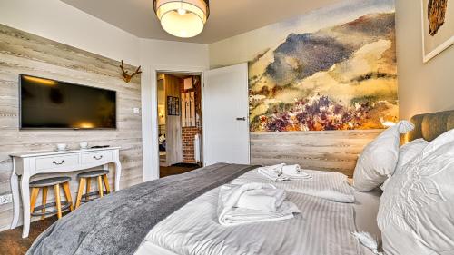 One-Bedroom Apartment image 9