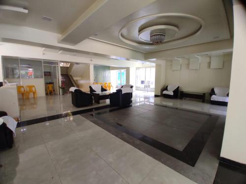 Happy Homely Stay Hotels near Sant Dnyaneshwar's Samadhi Mandir