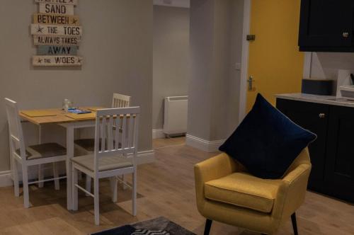 Facilities, Fairway & Footpath Apartments Castle Place in Ardglass