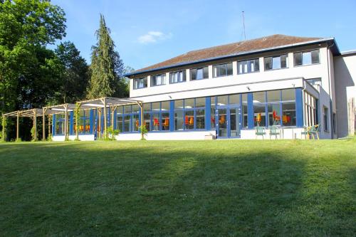 . J-Club De Knapzak / La Besace