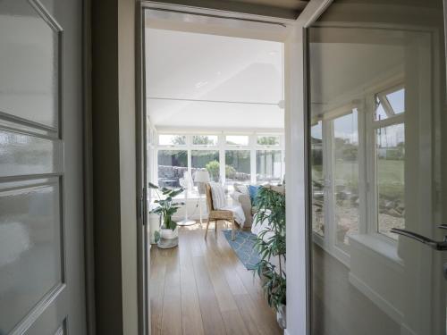 ทัศนียภาพภายนอกโรงแรม, Ailsa Shores in เทิร์นบิวรี