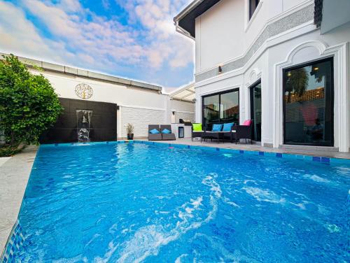 Villa Bella - Luxury Private Pool Pattaya