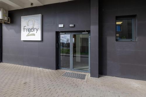 ทางเข้า, Bright Apartment with Balcony for 4 People by Noclegi Renters in โอโกรดี