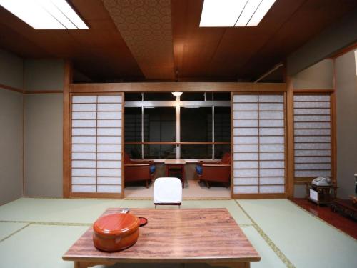 12 futon beds
