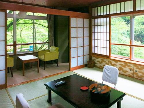 9 futon beds