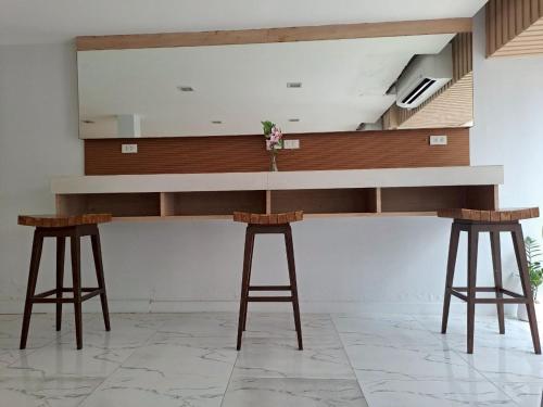 นันทรา เพลินจิต โฮเทล (Nantra Ploenchit Hotel) near สถานทูตเนเธอร์แลนด์