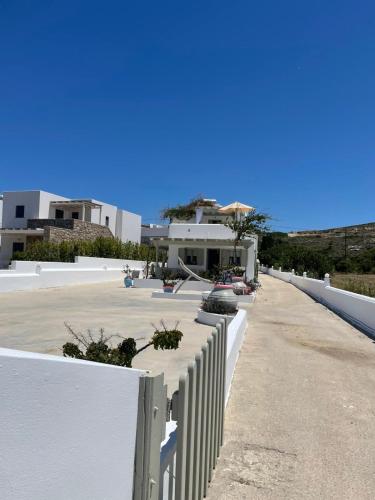 Exterior view, Moustakas Beach Apartments in Milos Island