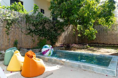 Swimming pool, Dar Al Khattar 4 BR in Batroun with Pool in Monsef