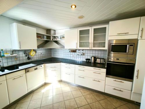 Two-Bedroom Apartment image 3