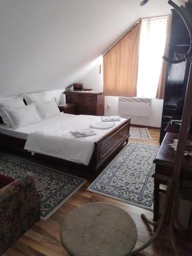 ミエルクレア・チュク Casa traditionala Subcetate 2つ星 ホテル スイート