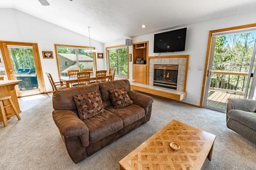 Warbler - Unit 15, Sunriver (photo 4)