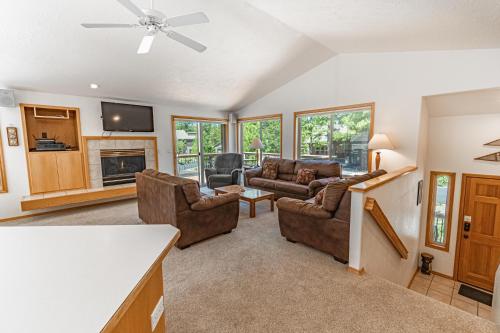 Warbler - Unit 15, Sunriver (photo 9)
