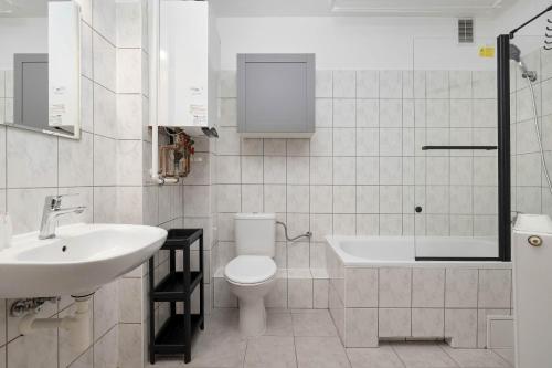 Functional Studio close to the Old Town by Noclegi Renters, Breslau (Foto 6)
