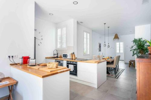 Spacious apartment historic center Santa Cruz, Seville (photo 10)