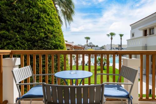 ระเบียง/ชานเรือน, อีเจียน เฮาส์ (Aegean Houses) in แลมบิ