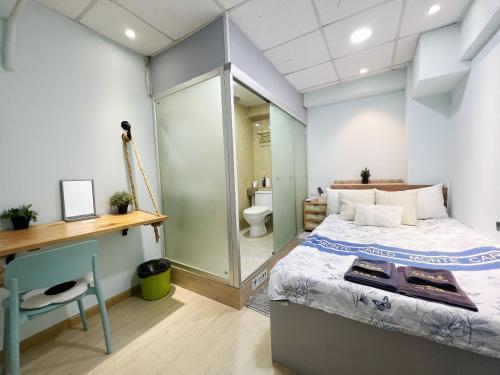 room detail thumbnail 0