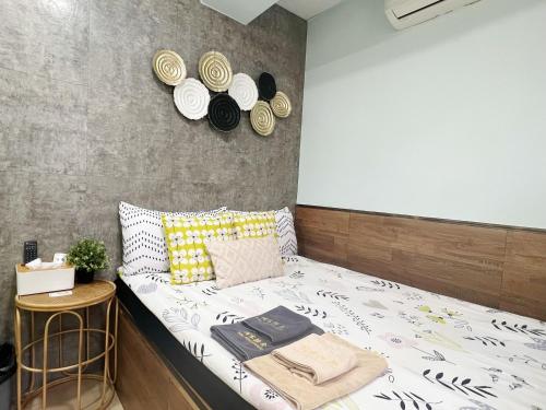 room detail thumbnail 0