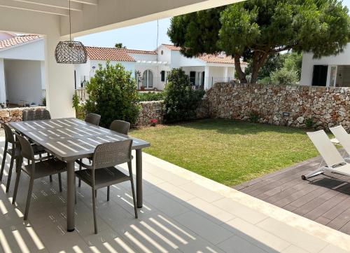 Three-Bedroom Villa image 2