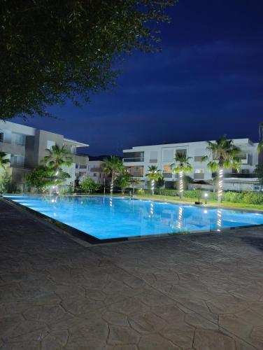 Vista Nest Home - Imi Ouaddar bien équipé avec terrasse – khách sạn tại Ait Bihi