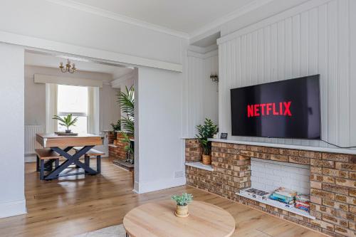 Flo Suite - Trendy 3BR Home with WIFI and parking, The Mumbles (fotografie 7)