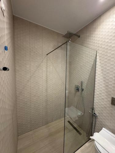 Double Room image 10