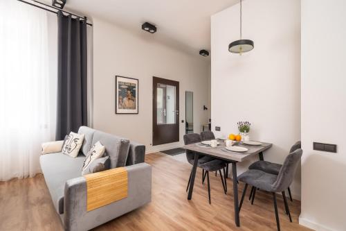Stylish family 1 BR with working desk by Park and Top Restaurants, Riga (photo 9)