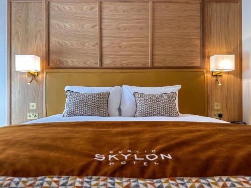 King Room room in Dublin Skylon Hotel