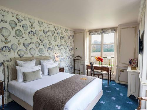 2 twin beds