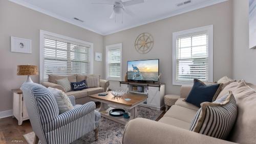 Residence 201N At The Sandcastle Condominiums image