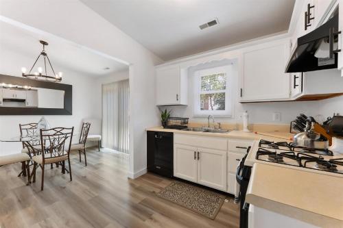 205 E Magnolia Ave in Wildwood, USA