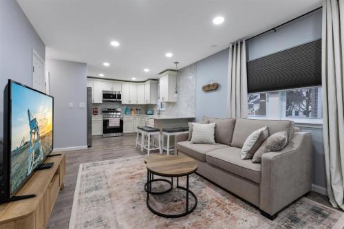 140 E Burk Ave, Unit D in Wildwood, USA