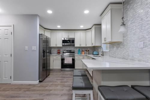 140 E Burk Ave, Unit D in Wildwood, USA