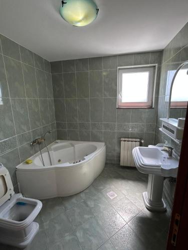 Casa Kaja in Mali Ogradenik