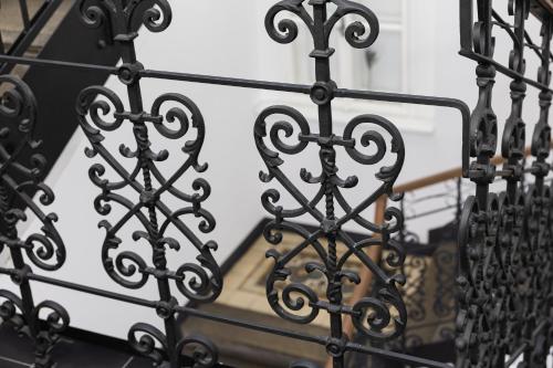 Hotel Ambiance - image 12