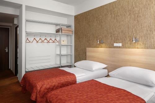 Hotel Ambiance - image 7