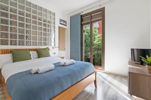 Apartment room in Steps to Sagrada Família AC Elevator