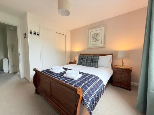 Cosy & Central 2 Bedrooms Apt - main image