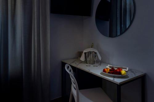 Double Room image 5