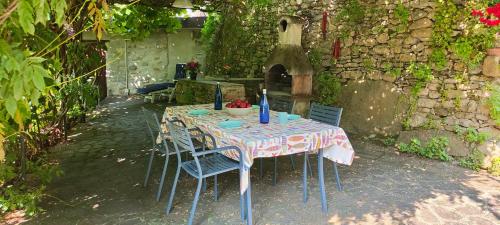 La Casa delle Pietre Parlanti - Casa in pietra ai piedi del parco delle 5 Terre in Biassa