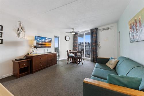6201 Ocean Ave, Unit 310 in Wildwood, USA