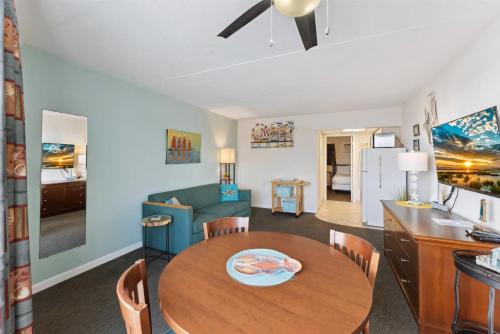 6201 Ocean Ave, Unit 310 in Wildwood, USA