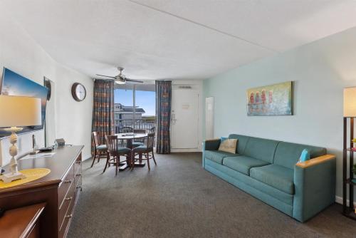 6201 Ocean Ave, Unit 310 in Wildwood, USA