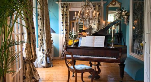 Breitner House - image 2