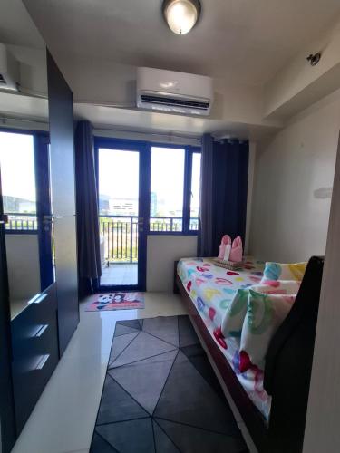 King of kings at SEA RESIDENCES, Manila (photo 4)