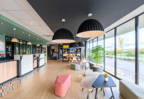 ล็อบบี้, B&B HOTEL Compiègne (B&B HOTEL Compiegne) in คอมเพียนจ์