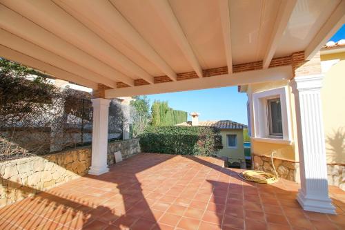 Deluxe Villa image 2