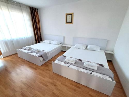DIANANINA the Flat