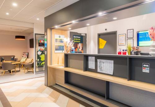 大堂, B&B HOTEL Troyes Magasins d'usine in 聖瑪麗橋