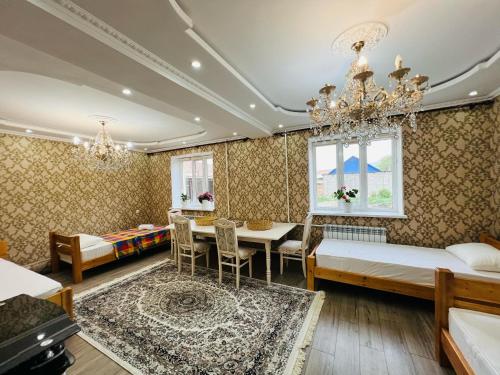 DADOW Guesthouse in Naryn